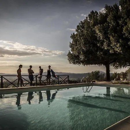 펜션 Scenic Holiday In With Swimming Pool *